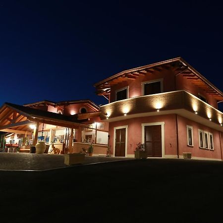 Agriturismo Ciociaro " Il Colle " Hotel Ristorante شيبرانو المظهر الخارجي الصورة