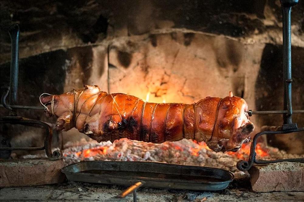 Agriturismo Ciociaro " Il Colle " Hotel Ristorante شيبرانو المظهر الخارجي الصورة