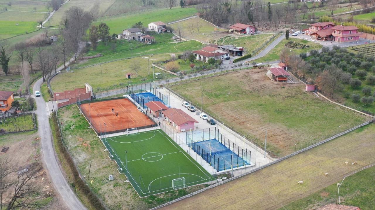 Agriturismo Ciociaro " Il Colle " Hotel Ristorante شيبرانو المظهر الخارجي الصورة
