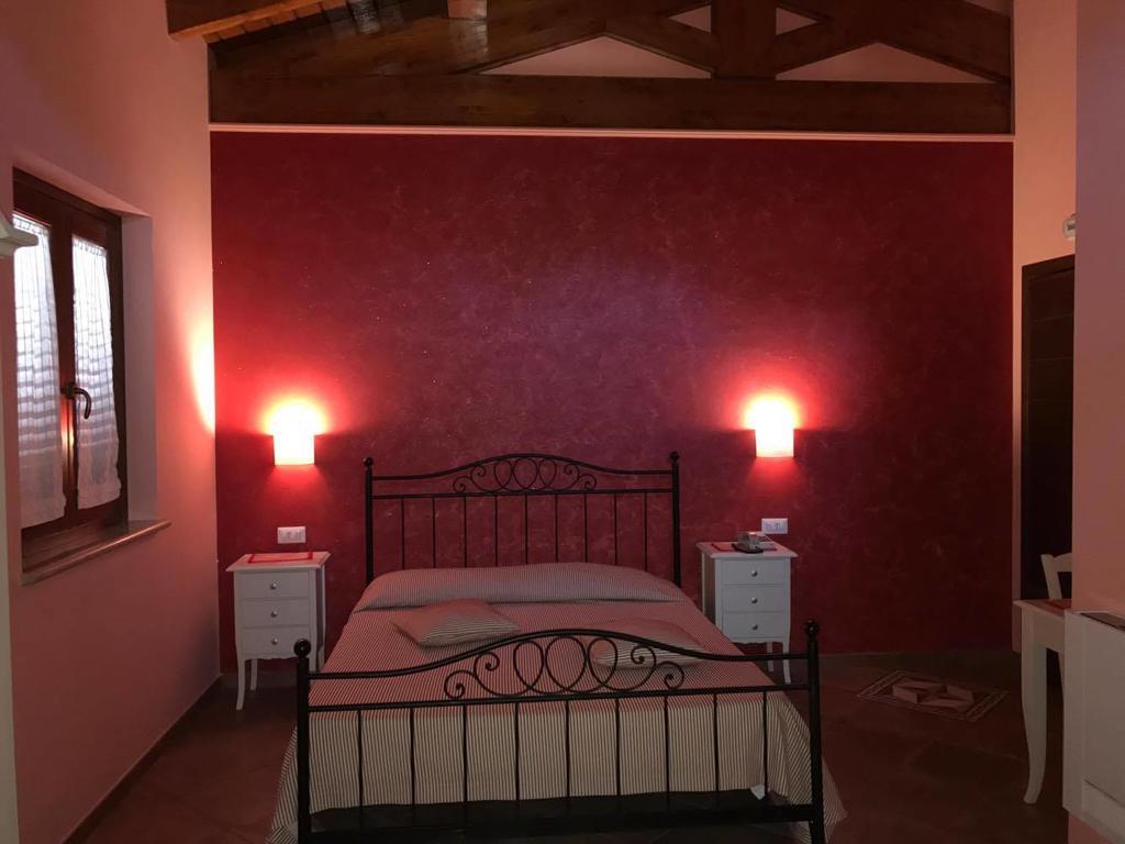 Agriturismo Ciociaro " Il Colle " Hotel Ristorante شيبرانو المظهر الخارجي الصورة