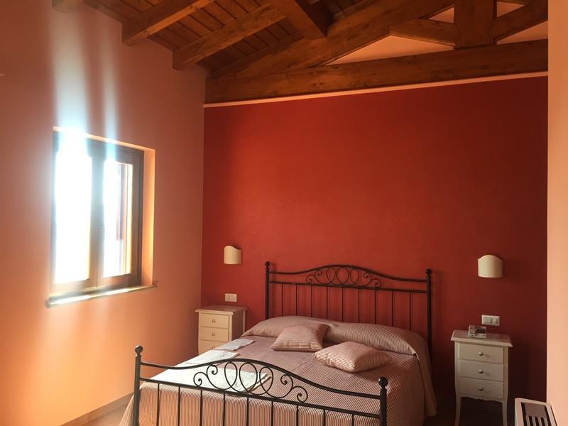 Agriturismo Ciociaro " Il Colle " Hotel Ristorante شيبرانو المظهر الخارجي الصورة