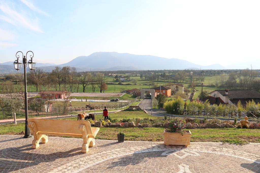 Agriturismo Ciociaro " Il Colle " Hotel Ristorante شيبرانو المظهر الخارجي الصورة