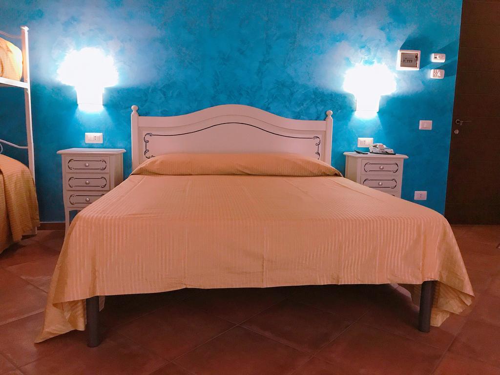 Agriturismo Ciociaro " Il Colle " Hotel Ristorante شيبرانو المظهر الخارجي الصورة