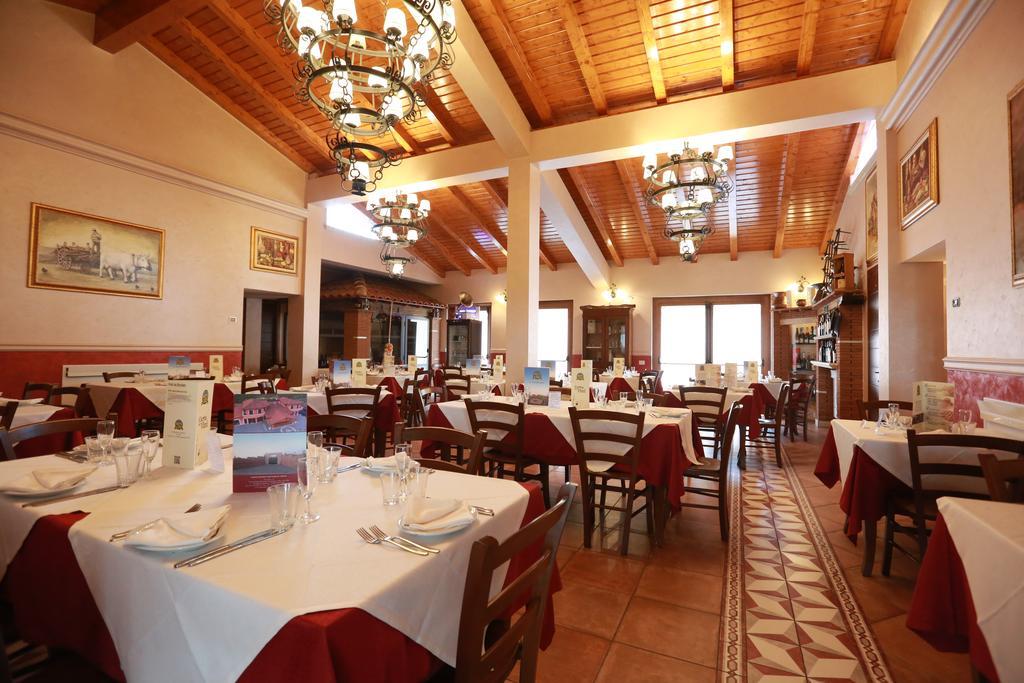 Agriturismo Ciociaro " Il Colle " Hotel Ristorante شيبرانو المظهر الخارجي الصورة